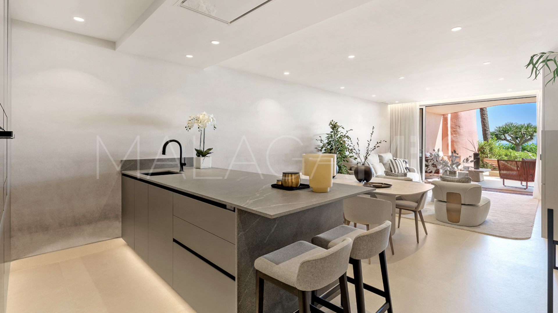 Erdgeschosswohnung for sale in Menara Beach
