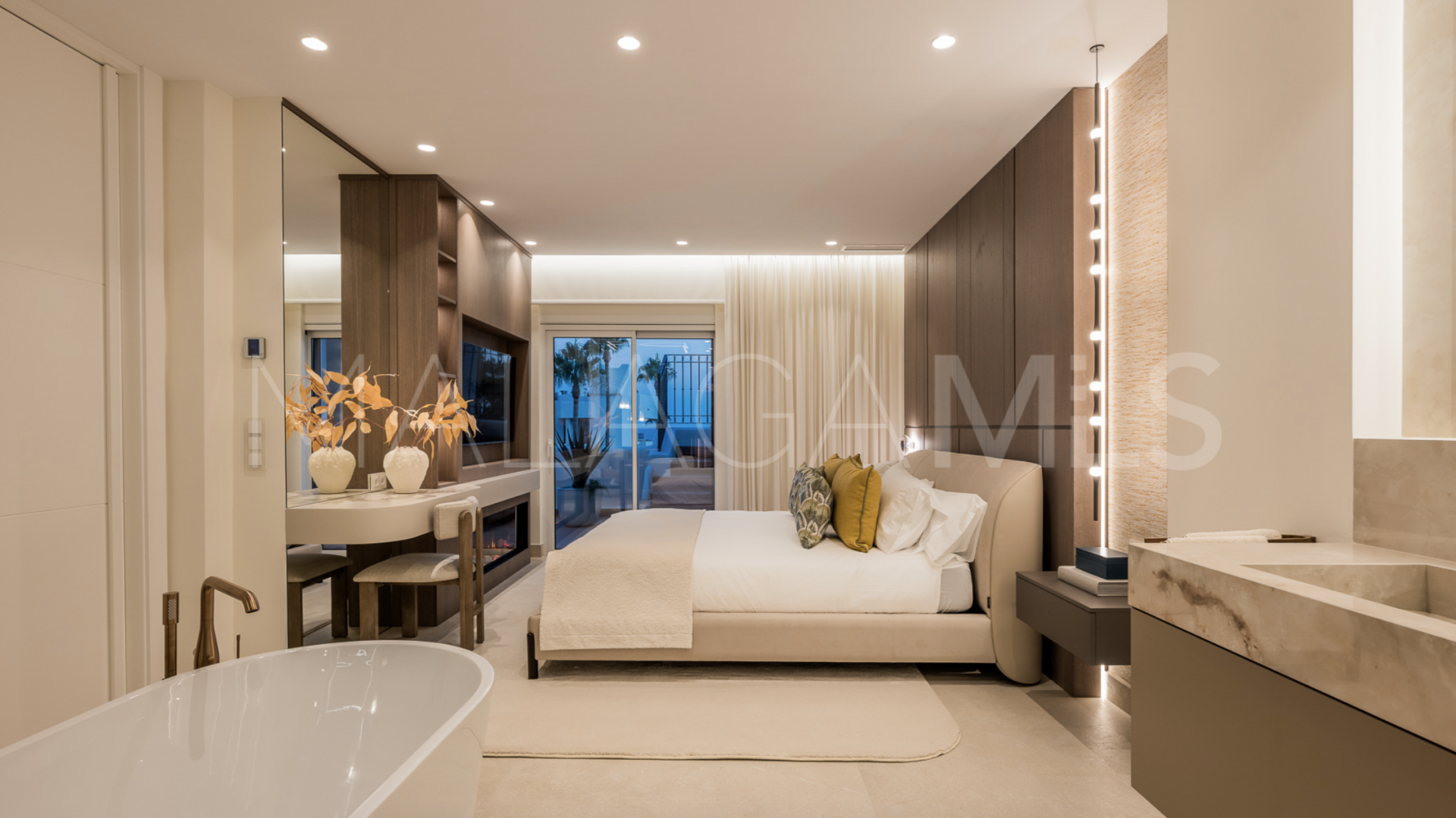 Zweistöckiges penthouse for sale in Bahía del Velerín