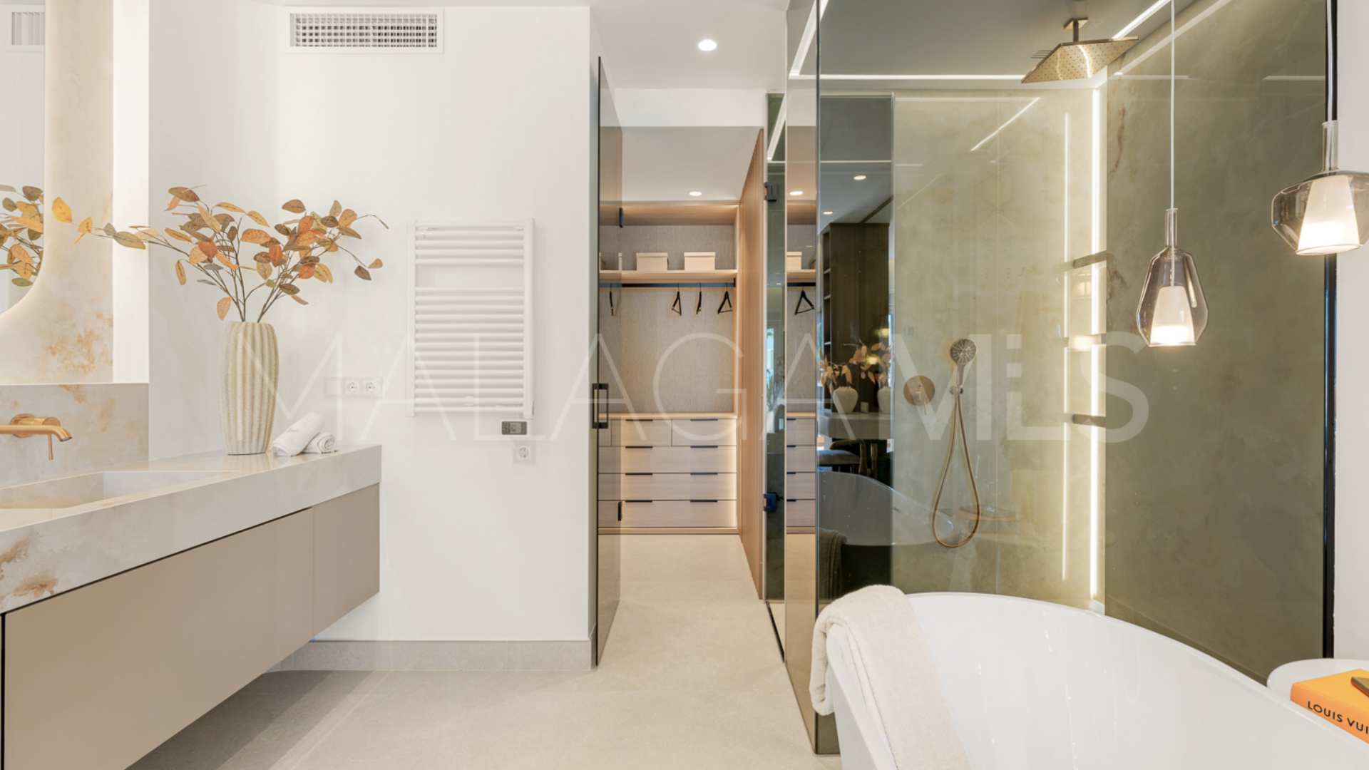 Zweistöckiges penthouse for sale in Bahía del Velerín