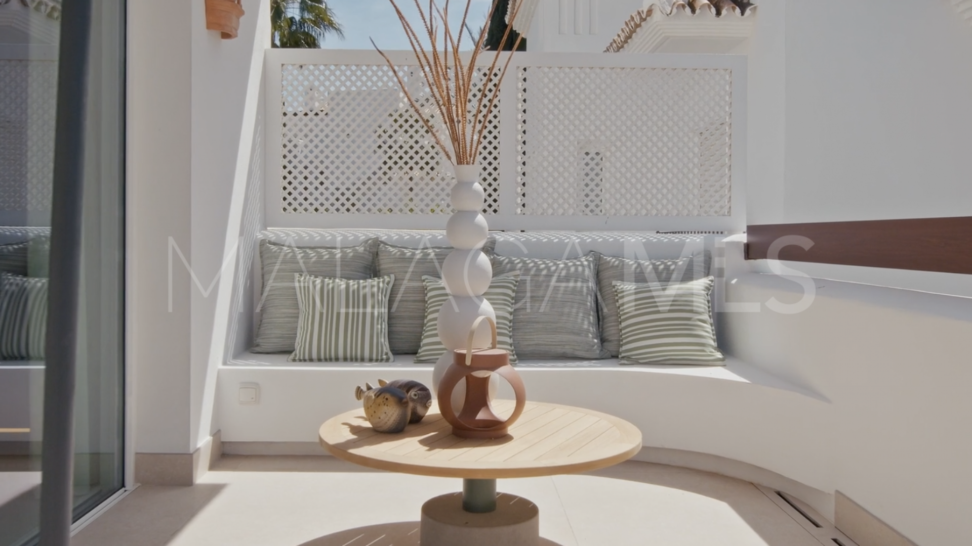Lägenhet for sale in Los Monteros Palm Beach