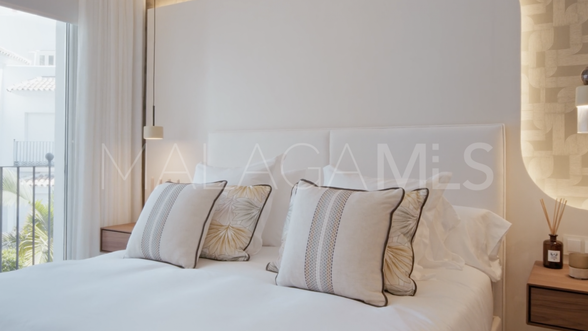 Lägenhet for sale in Los Monteros Palm Beach