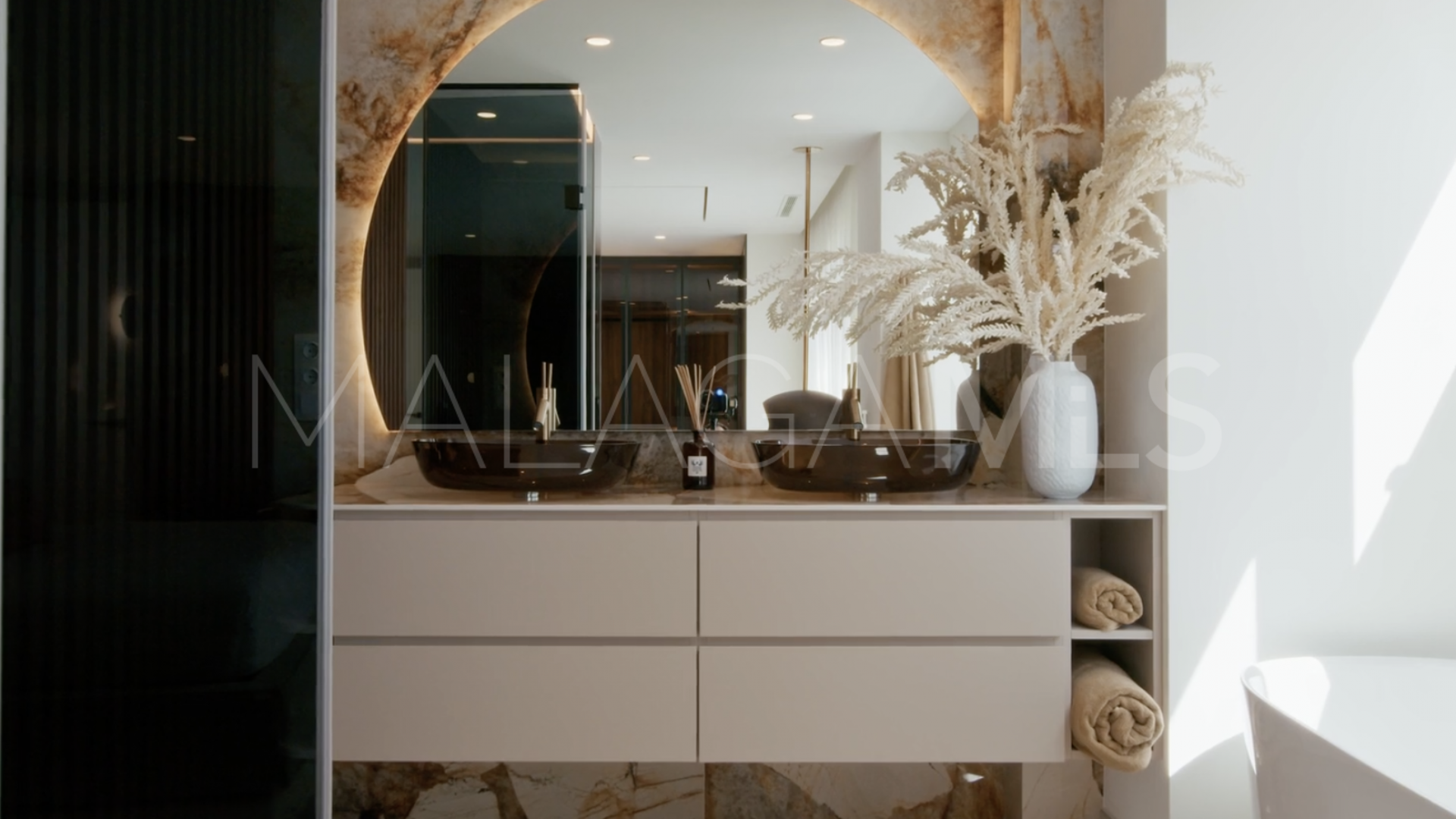 Lägenhet for sale in Los Monteros Palm Beach