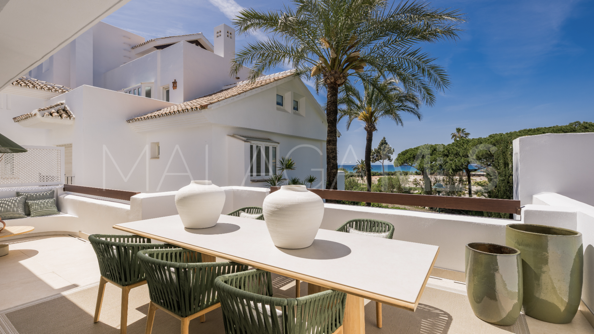 Lägenhet for sale in Los Monteros Palm Beach