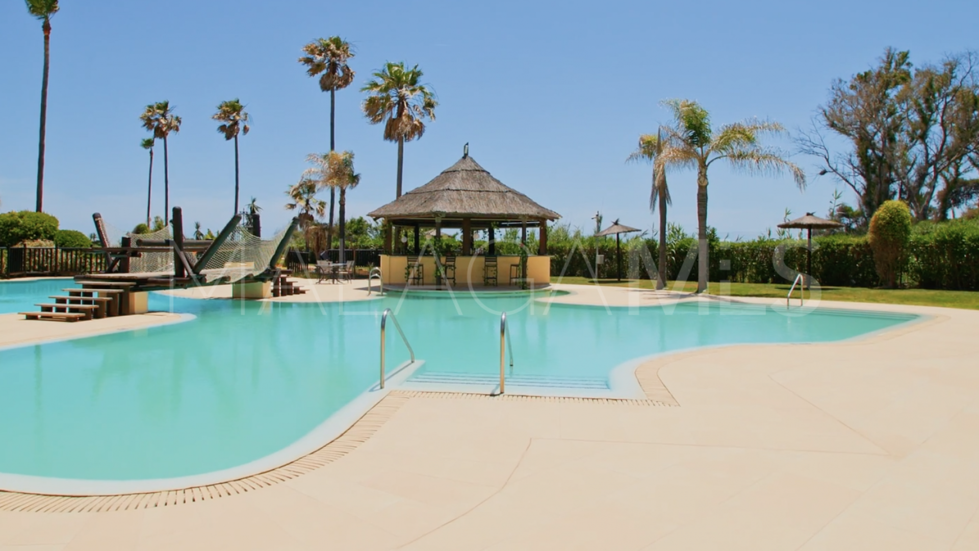 Zweistöckiges penthouse for sale in Bahía del Velerín