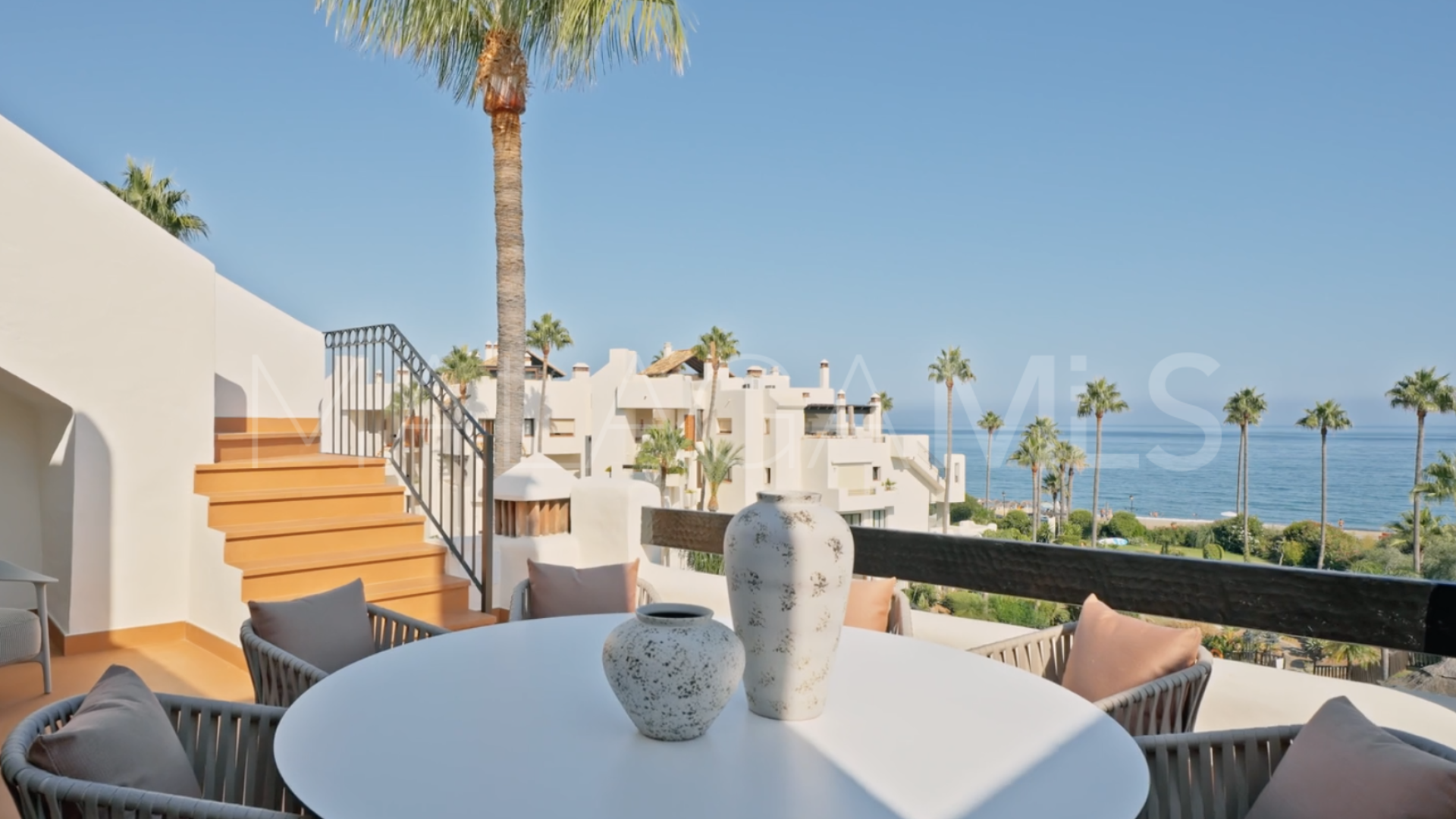 Zweistöckiges penthouse for sale in Bahía del Velerín