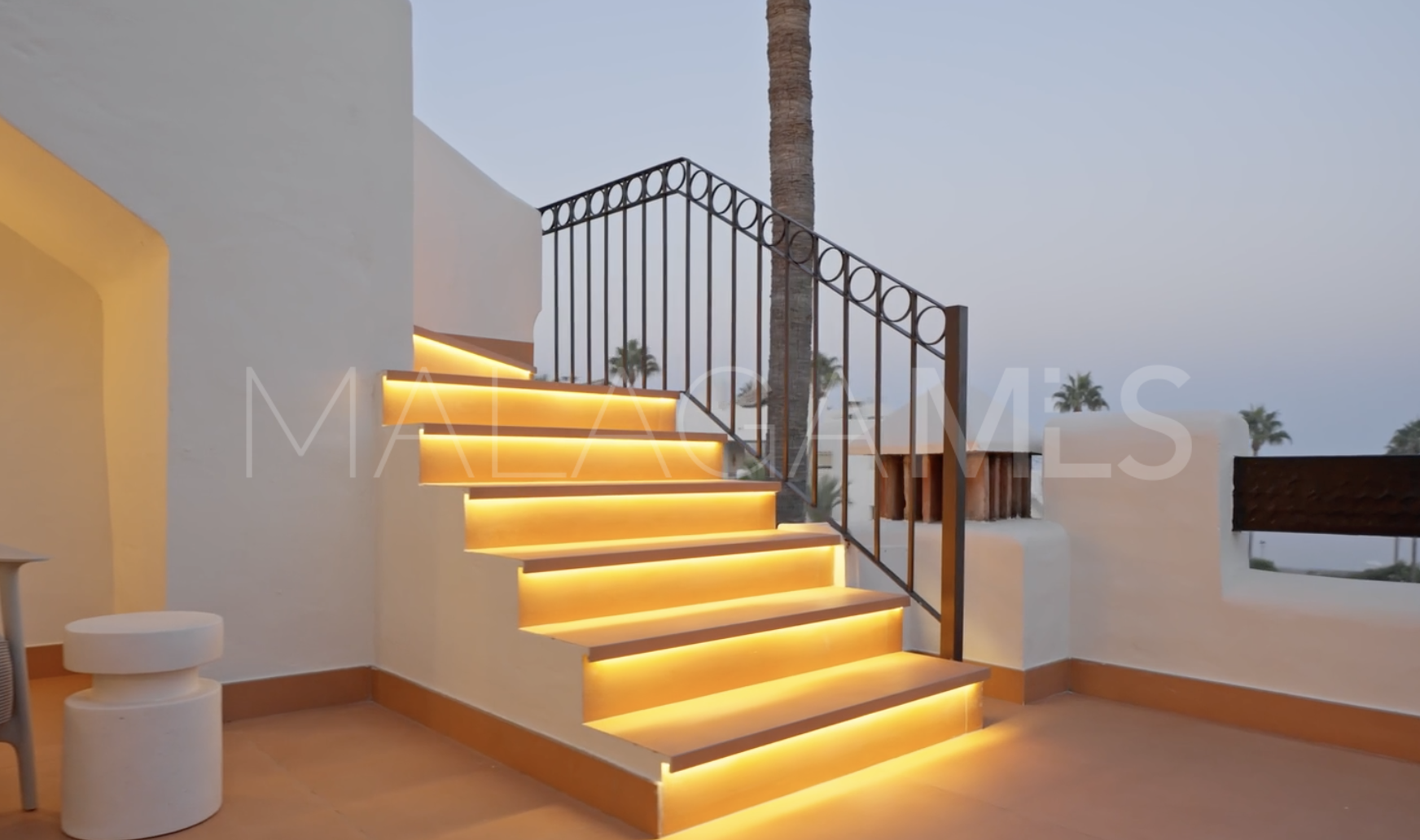 Zweistöckiges penthouse for sale in Bahía del Velerín