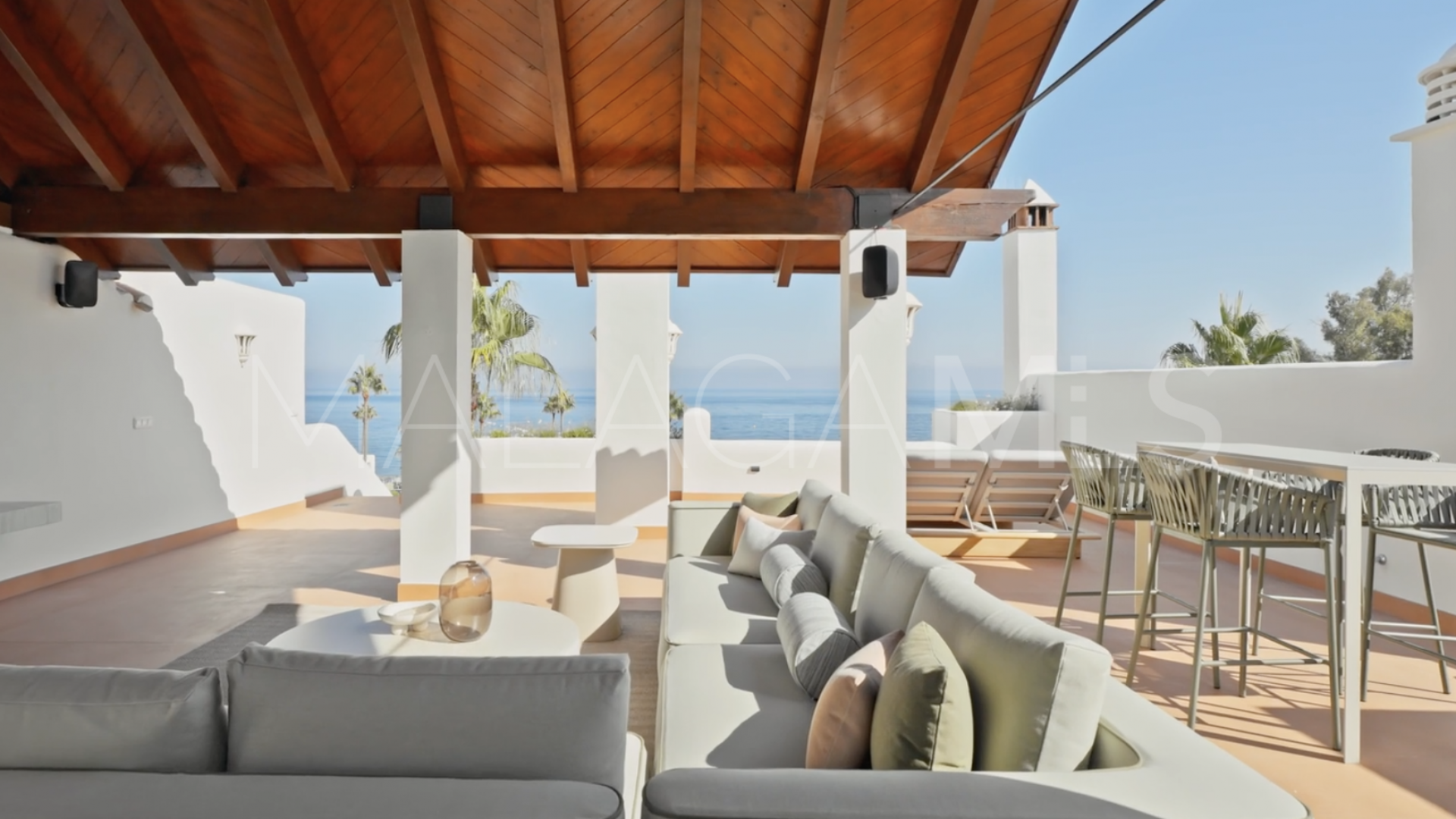 Zweistöckiges penthouse for sale in Bahía del Velerín