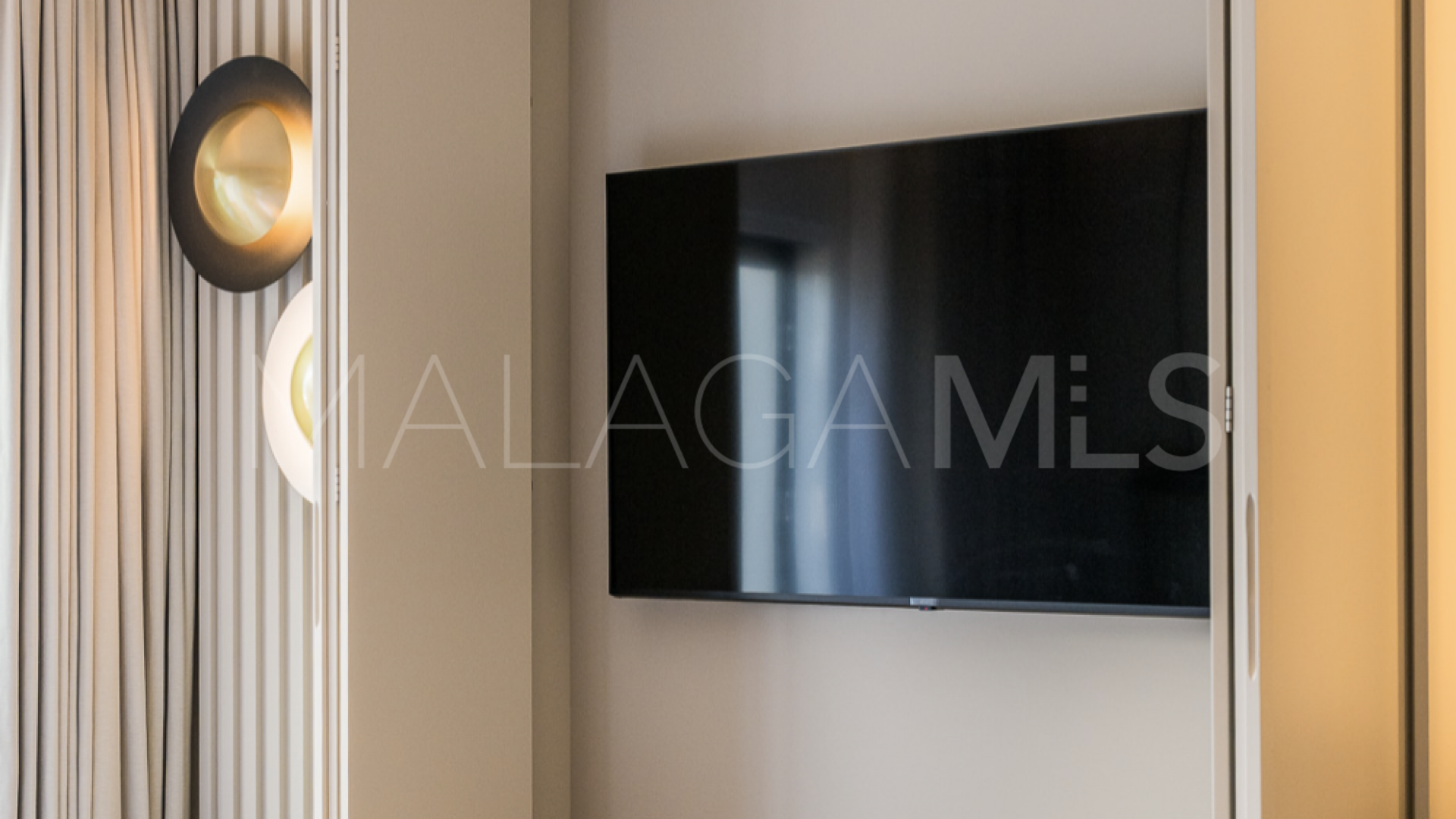 Zweistöckiges penthouse for sale in Bahía del Velerín
