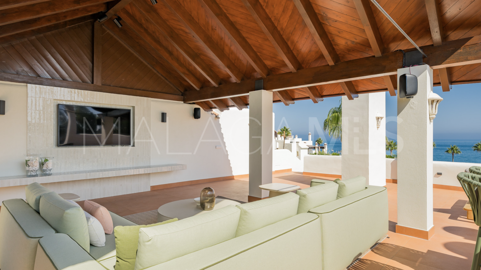 Zweistöckiges penthouse for sale in Bahía del Velerín