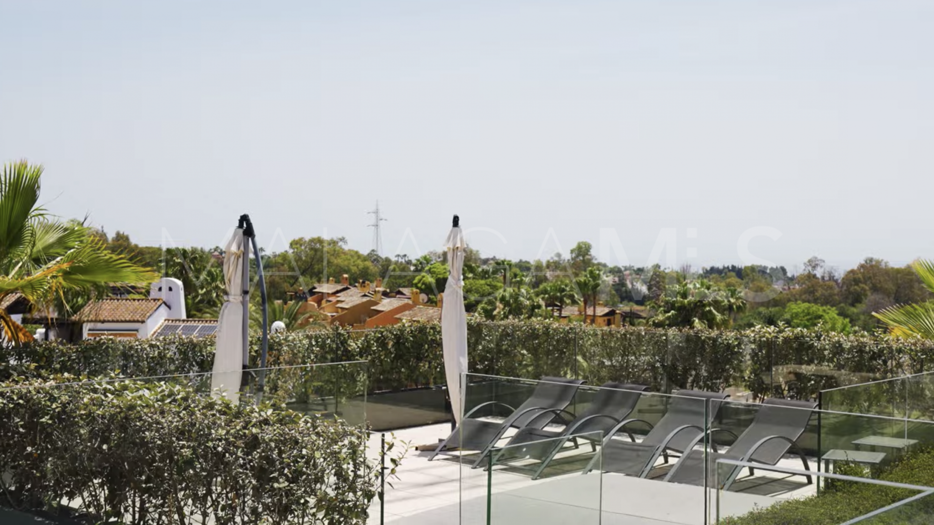 For sale villa with 6 bedrooms in Lomas del Virrey