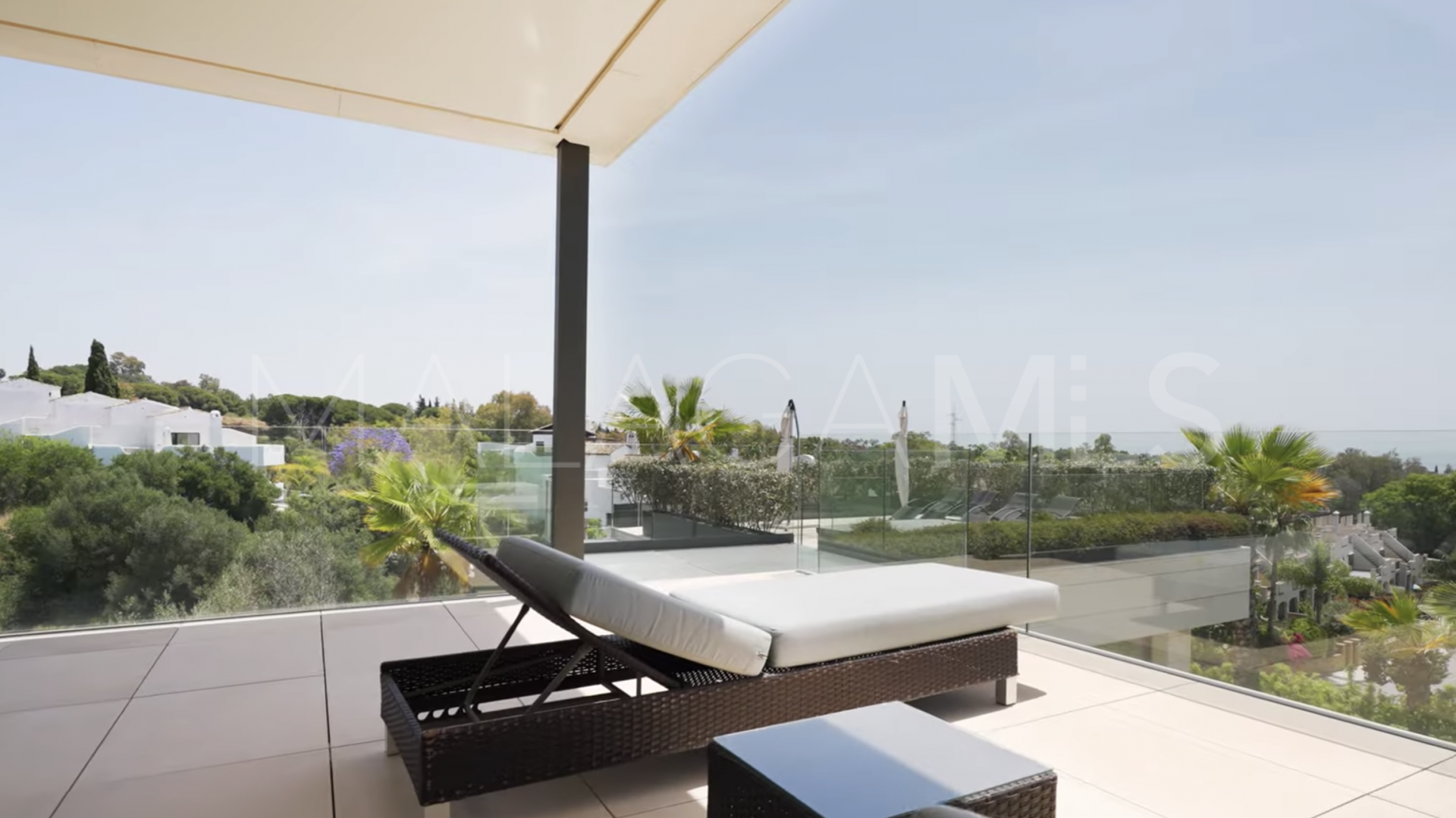 For sale villa with 6 bedrooms in Lomas del Virrey
