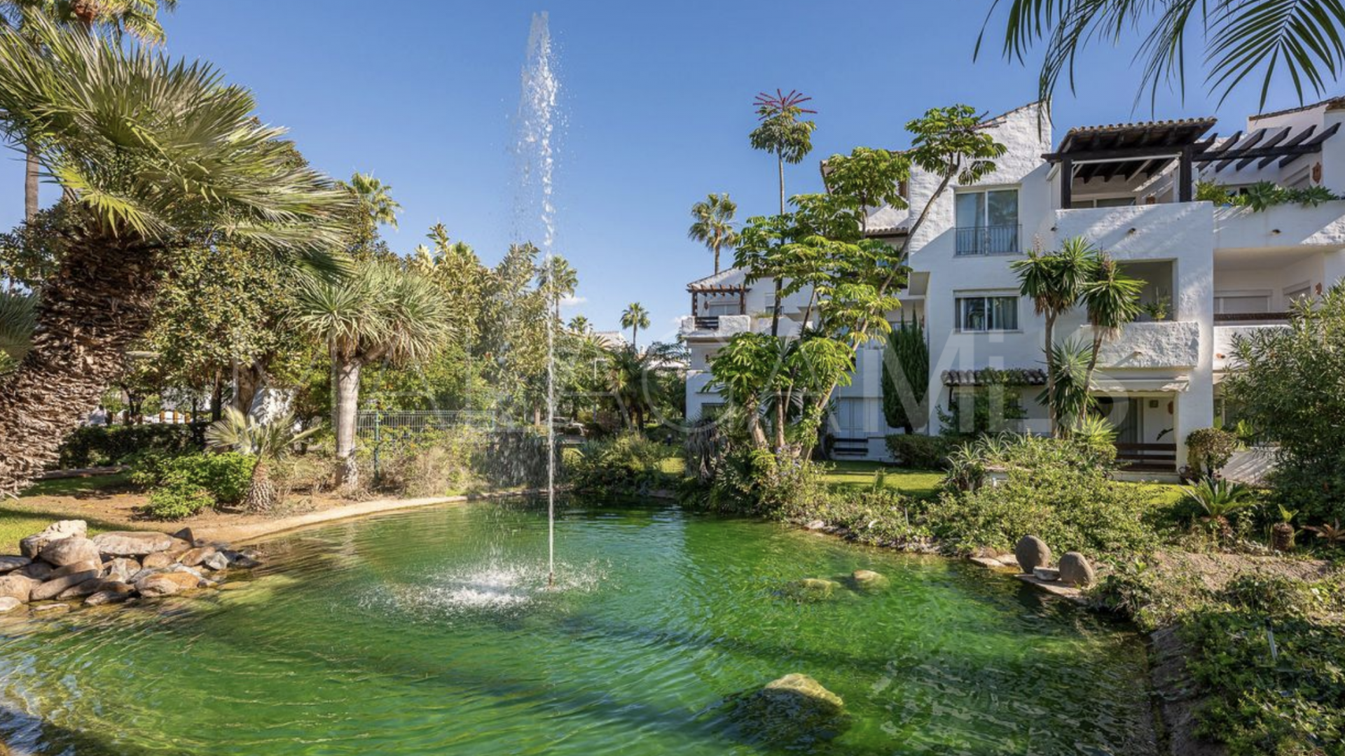 Markplanslägenhet for sale in Costalita del Mar