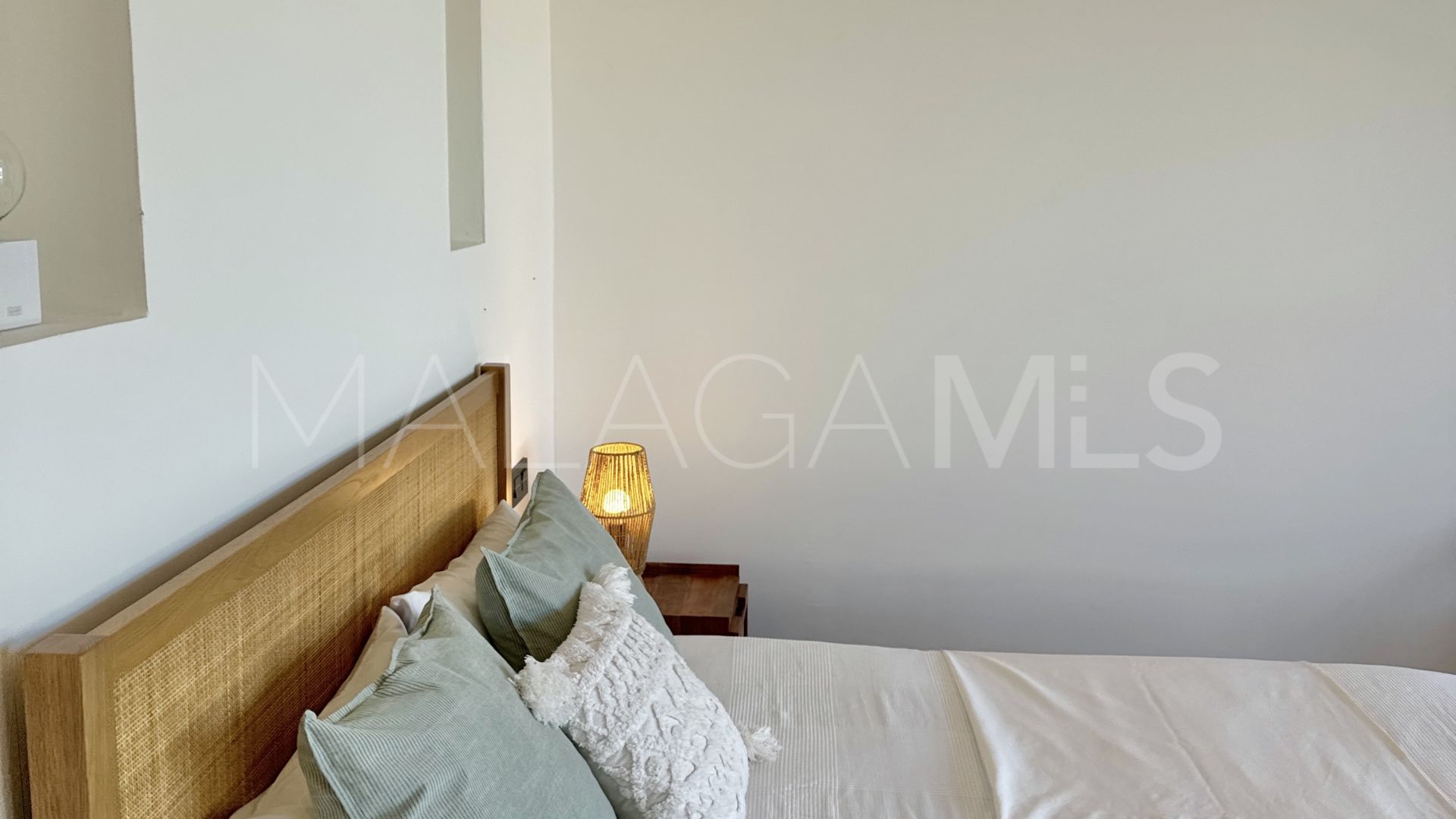 Hus i byn for sale in Altos de Estepona