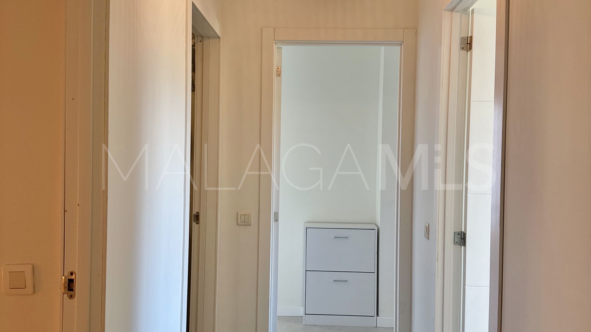 Hus i byn for sale in Altos de Estepona