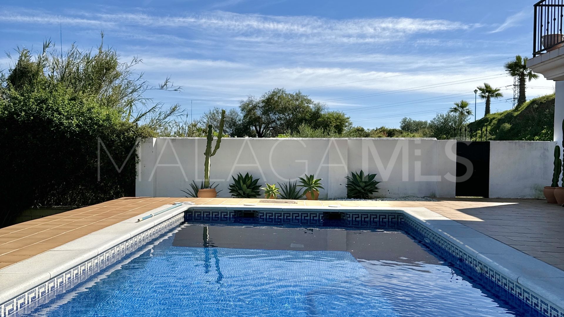 Hus i byn for sale in Altos de Estepona