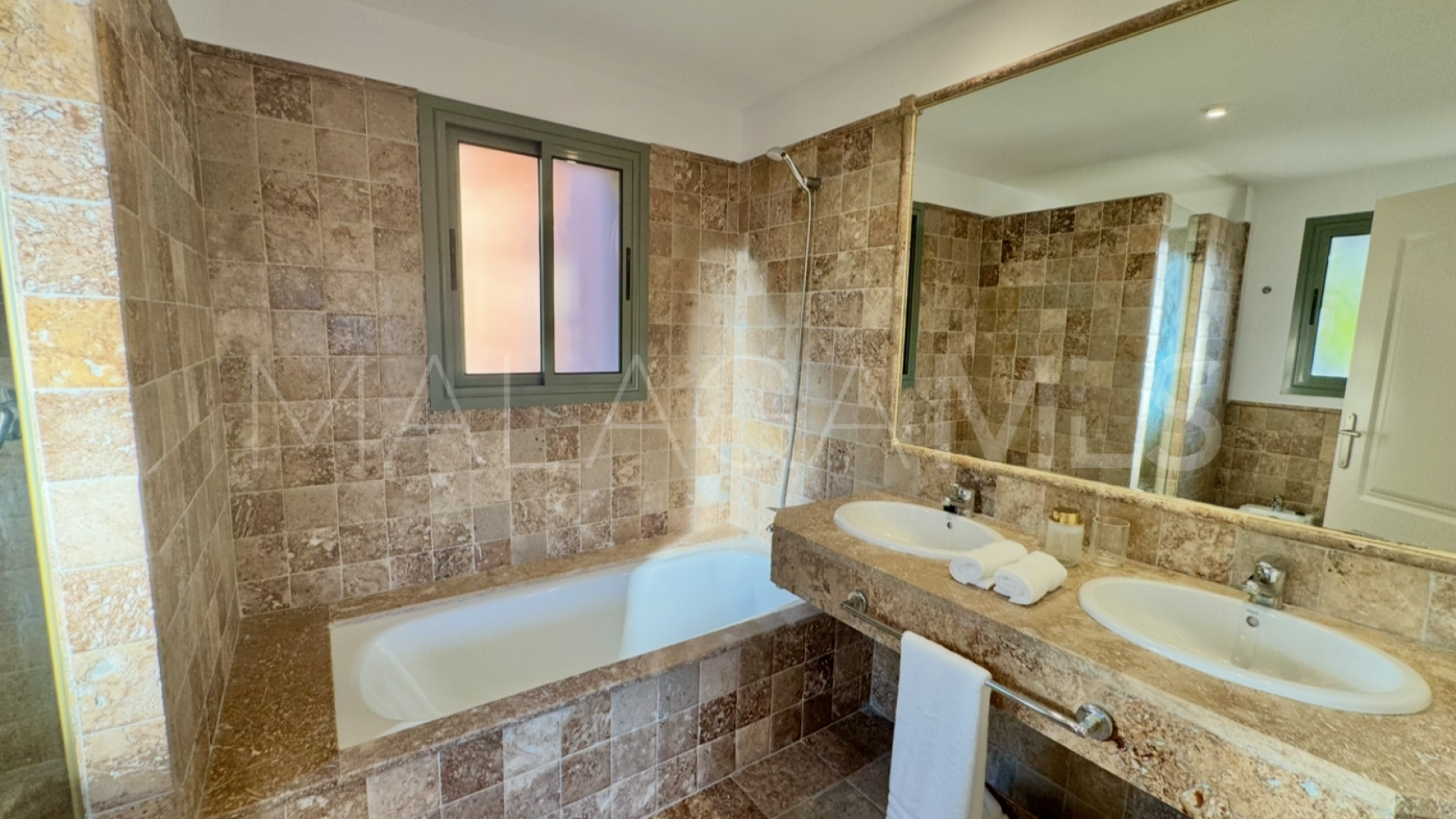 Lägenhet for sale in Royal Flamingos