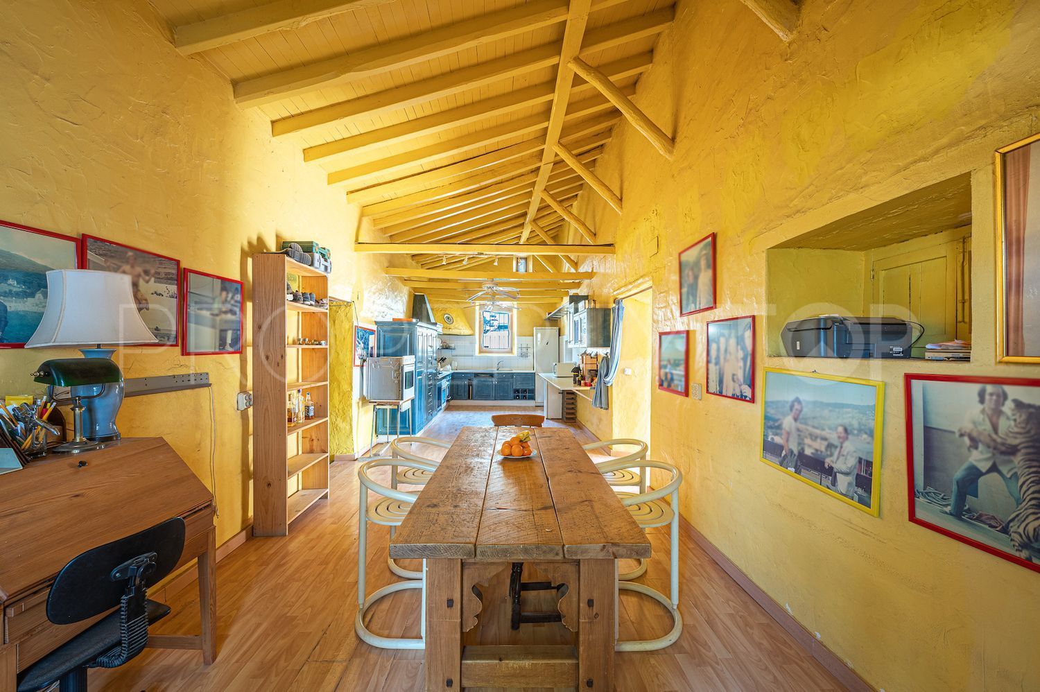 Se vende casa de campo en Altos de Estepona de 4 dormitorios