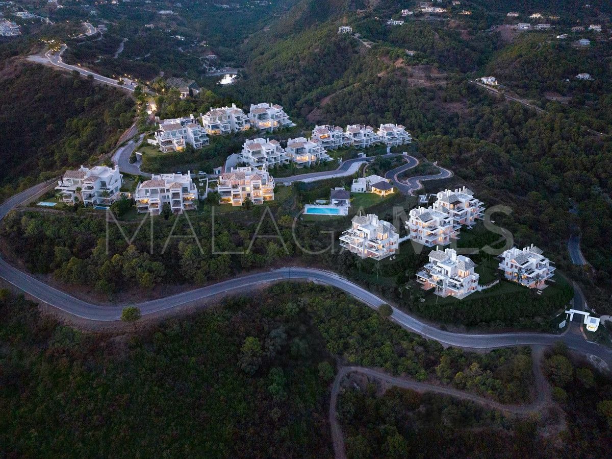 Takvåning for sale in Benahavis