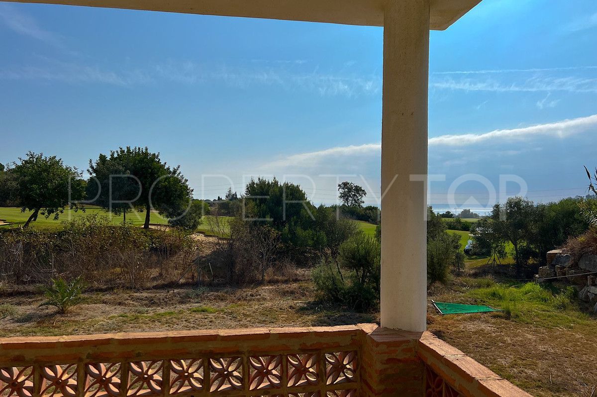 Villa en venta en Estepona