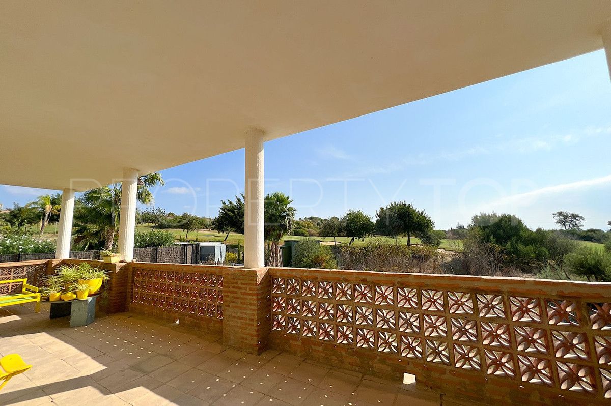 Villa en venta en Estepona