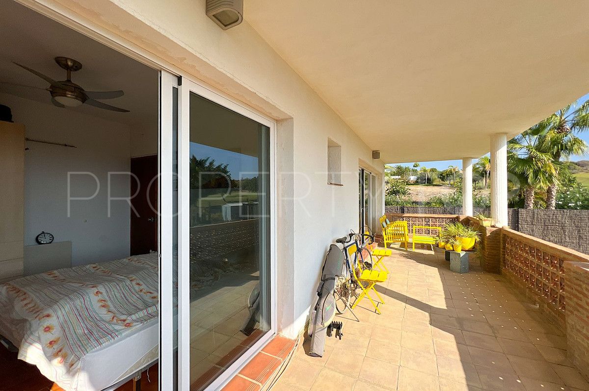 Villa en venta en Estepona