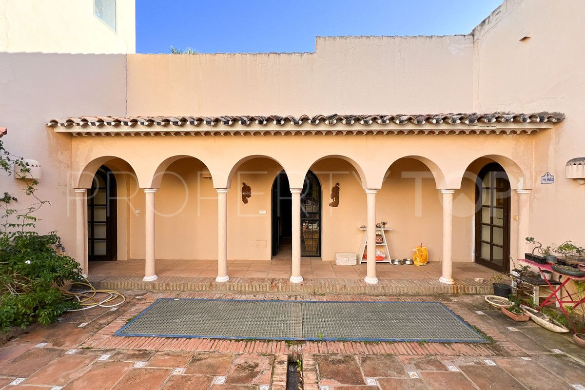 Estepona, villa en venta