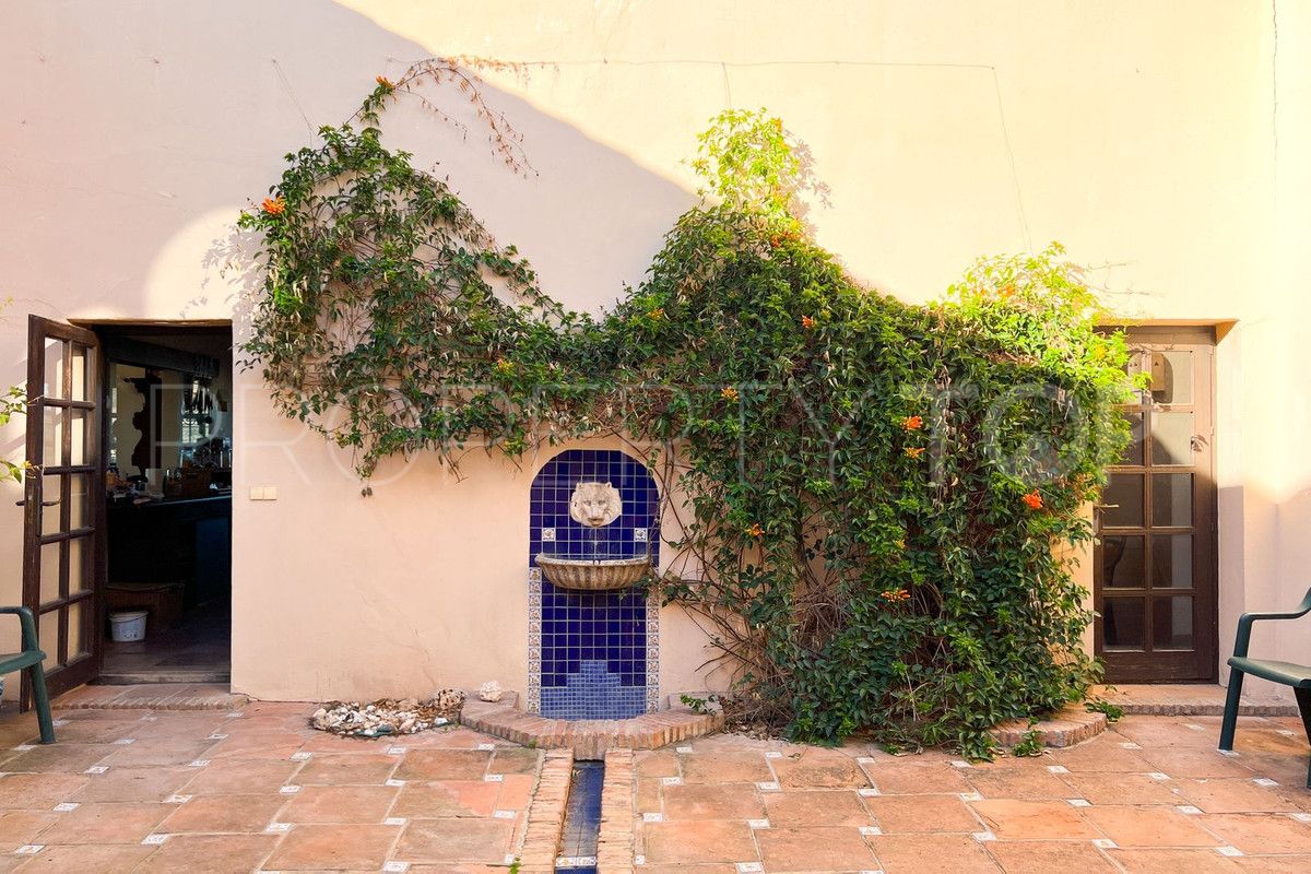 Estepona, villa en venta