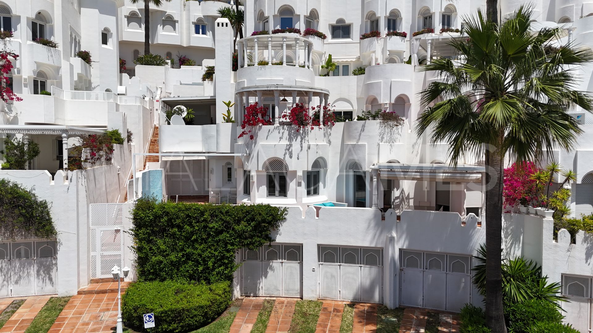 Lägenhet for sale in Jardines Colgantes