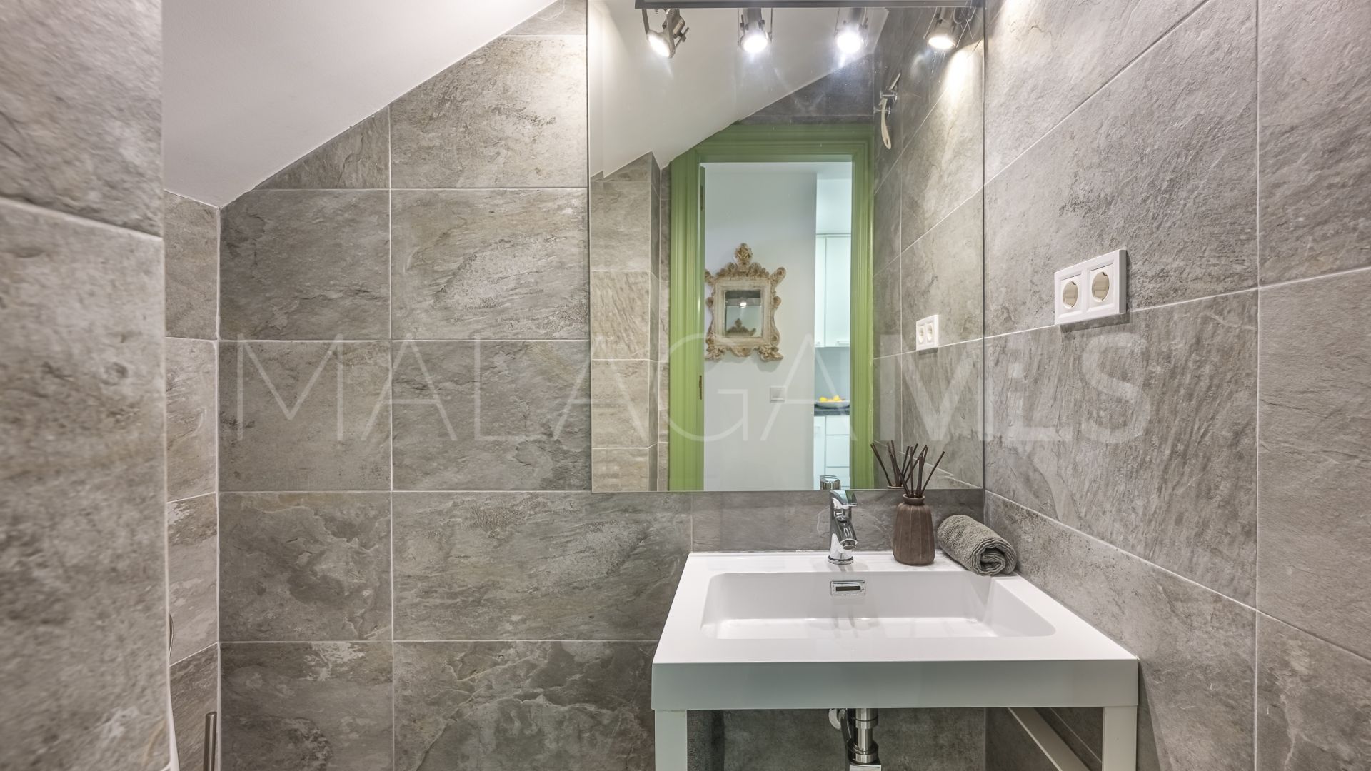 2 bedrooms Cabopino town house for sale