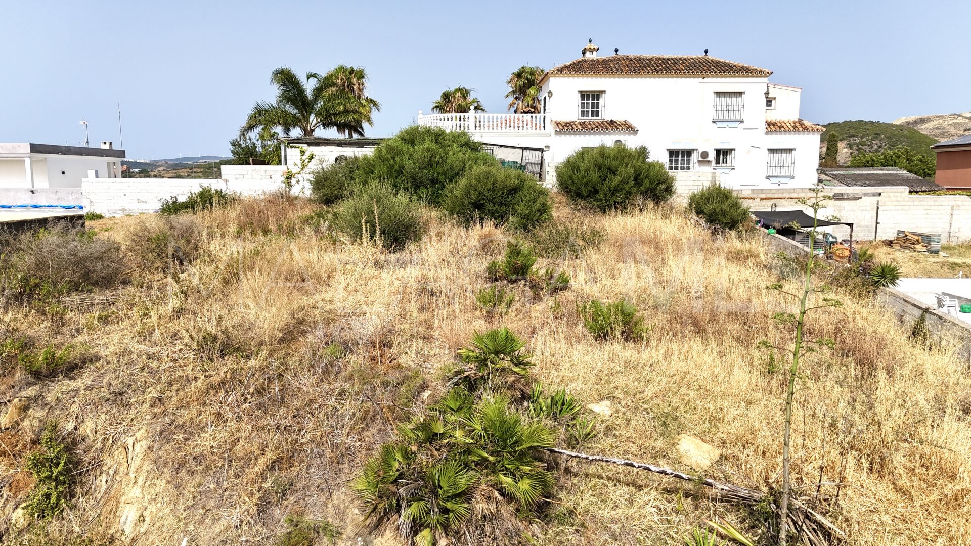Terrain for sale in Estepona