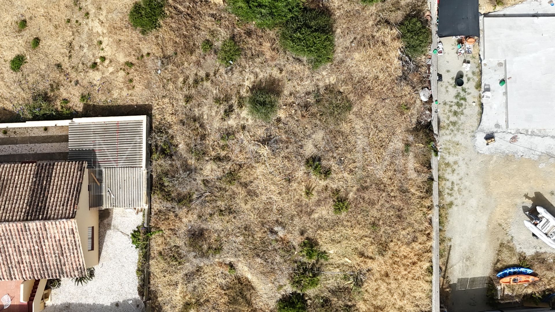 Terrain for sale in Estepona