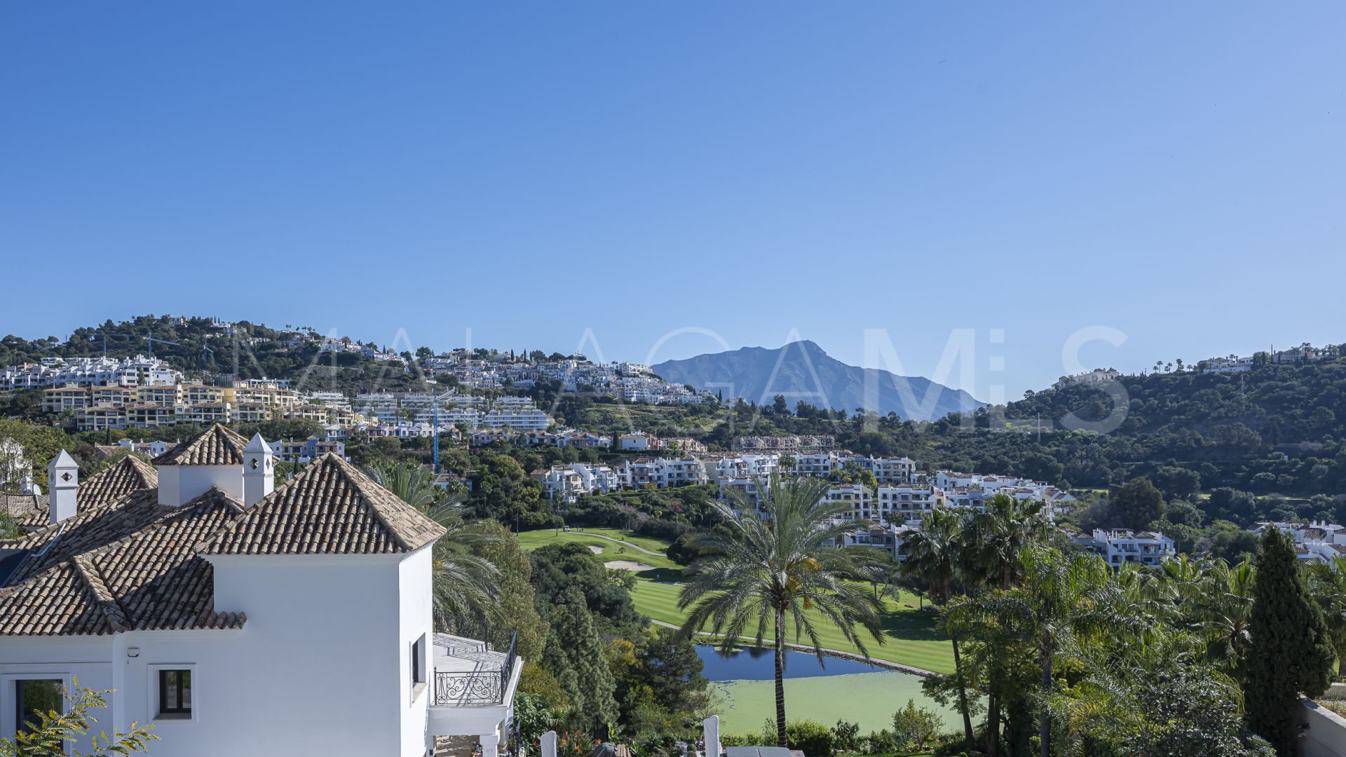 Los Arqueros 4 bedrooms villa for sale