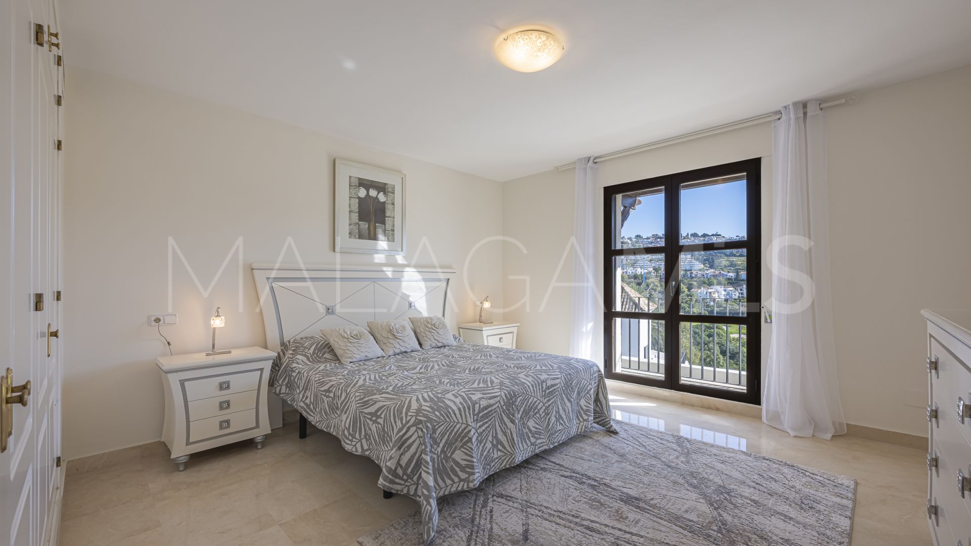 Los Arqueros 4 bedrooms villa for sale