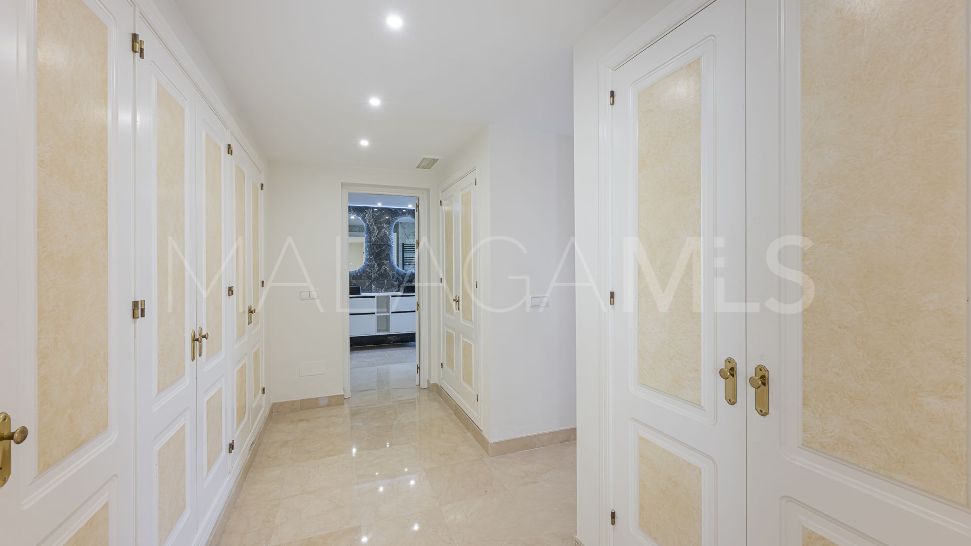 Los Arqueros 4 bedrooms villa for sale