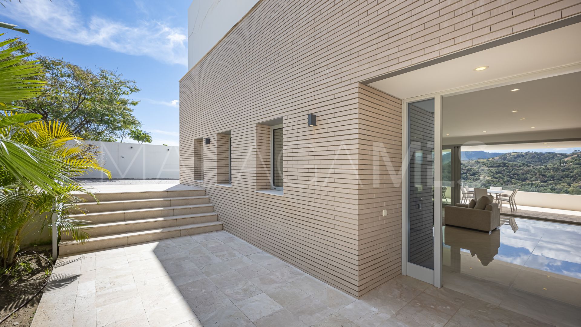 Villa for sale in Los Arqueros