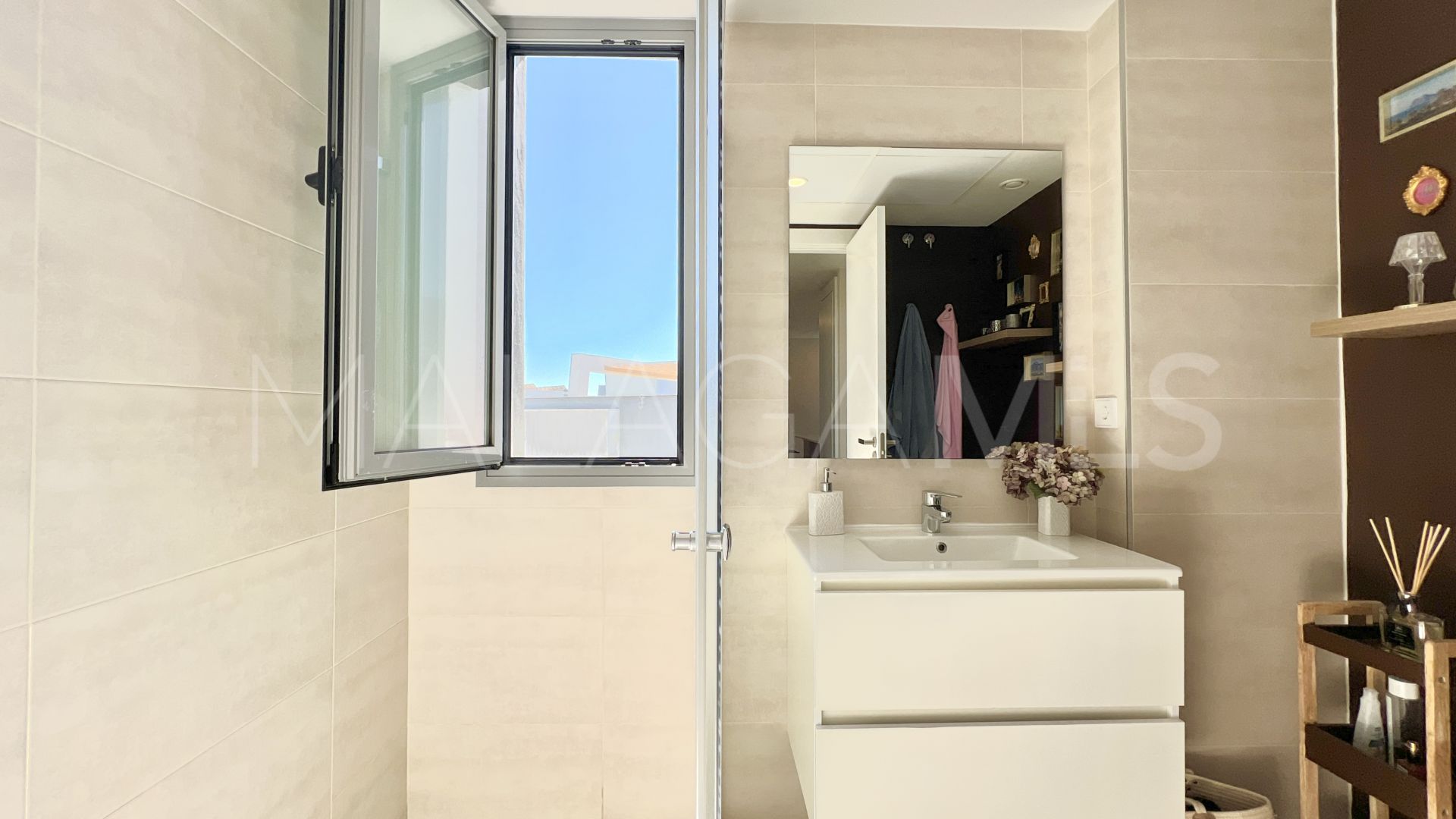For sale Vanian Green Village apartment with 2 bedrooms