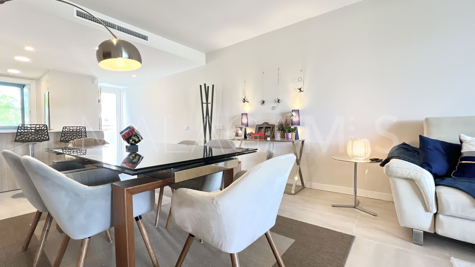 For sale Vanian Green Village apartment with 2 bedrooms