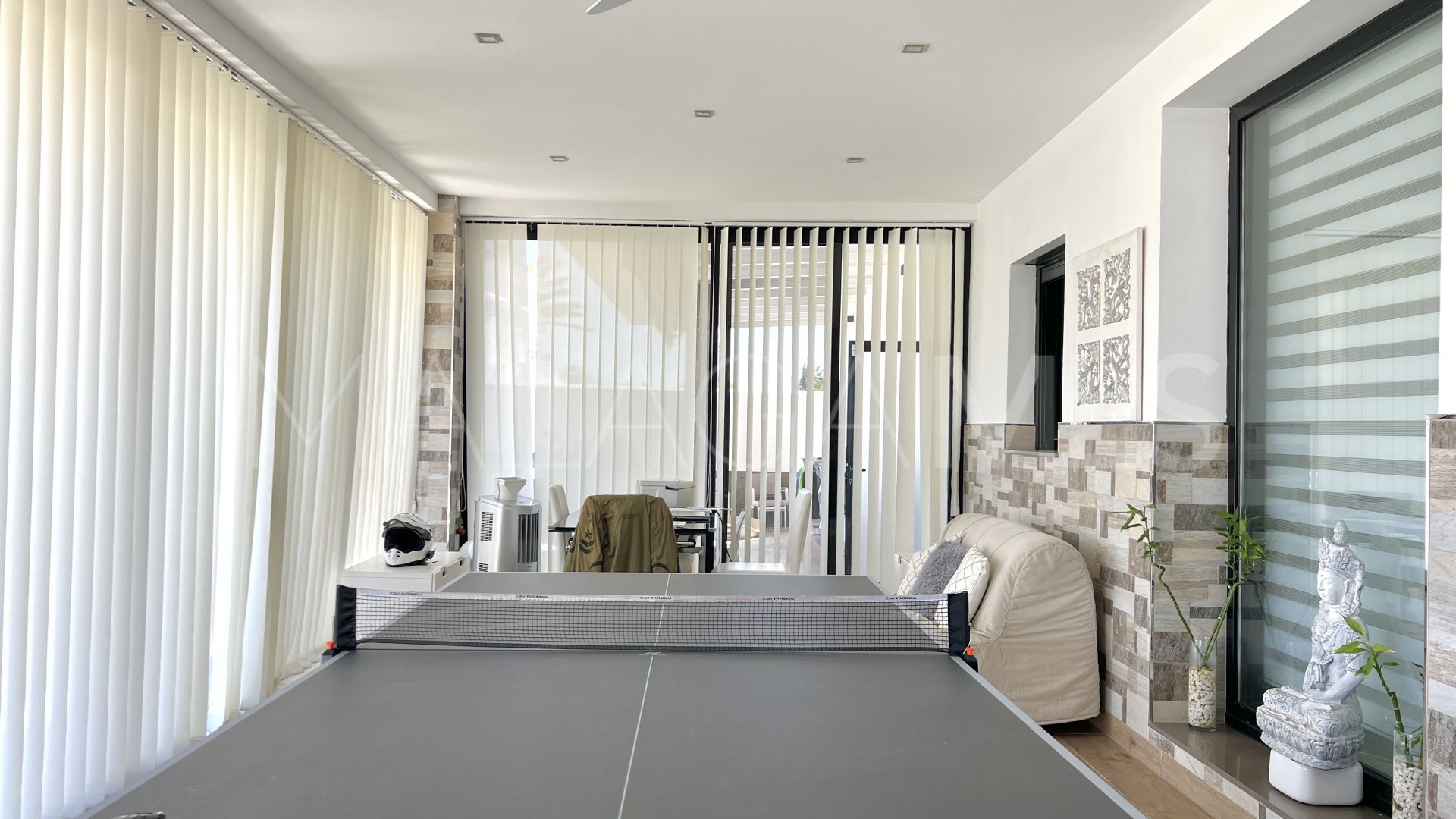 Buy Estepona 3 bedrooms finca