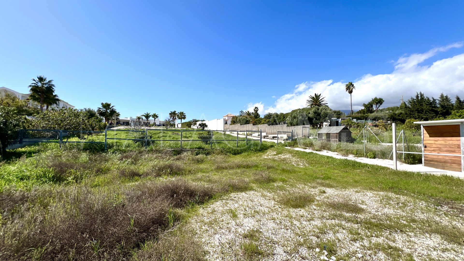Buy Estepona 3 bedrooms finca