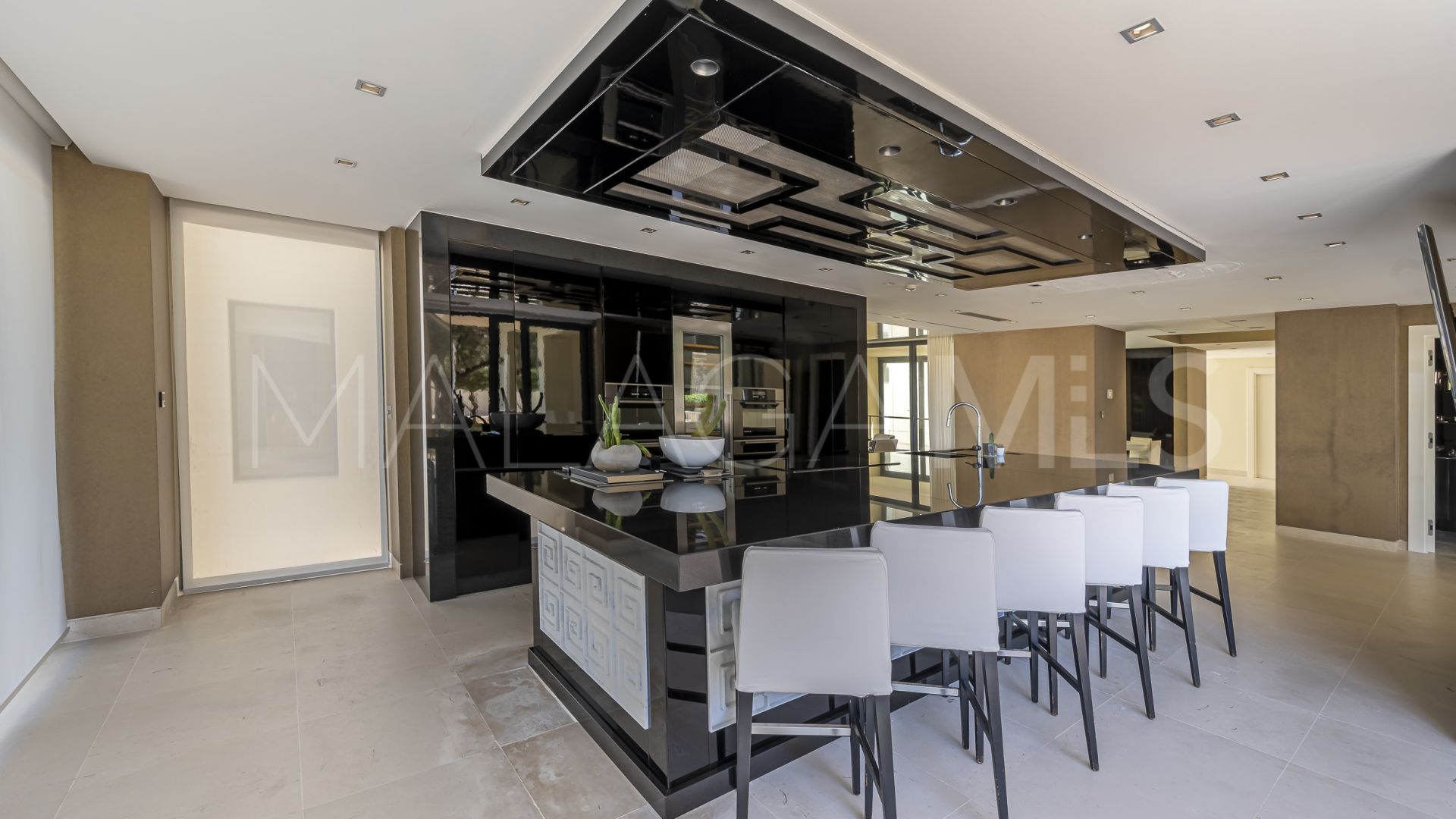 Villa for sale in La Zagaleta