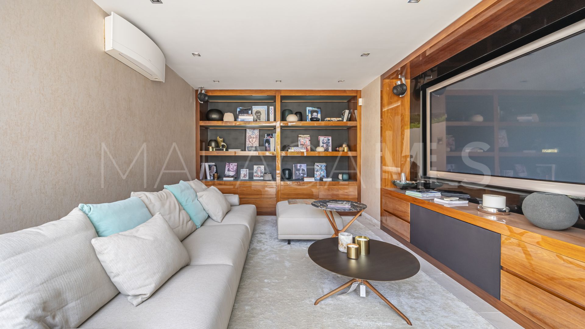 Villa for sale in La Zagaleta