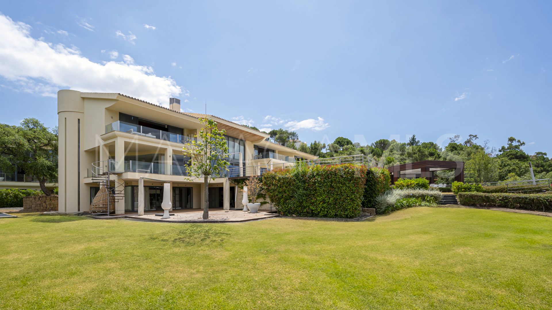Villa for sale in La Zagaleta