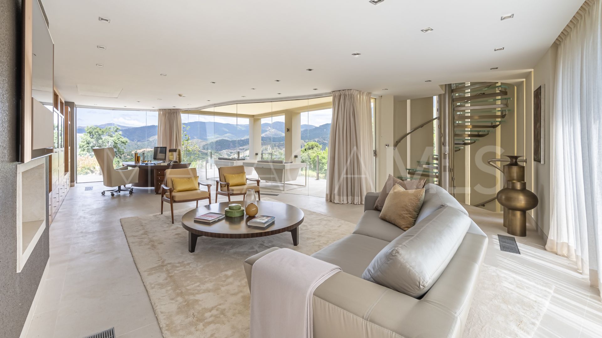 Villa for sale in La Zagaleta