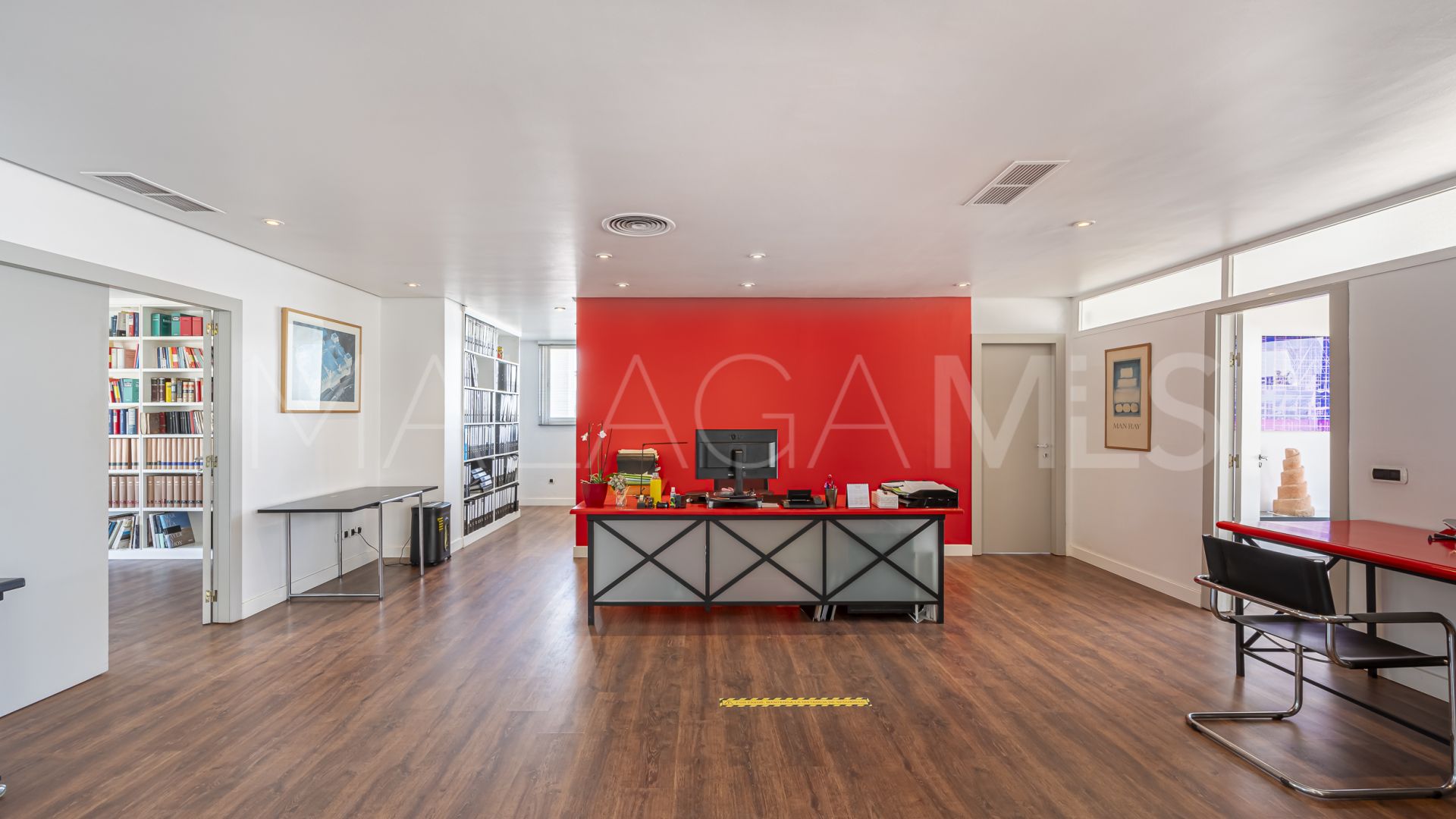 Local comercial for sale in Guadalmina Alta