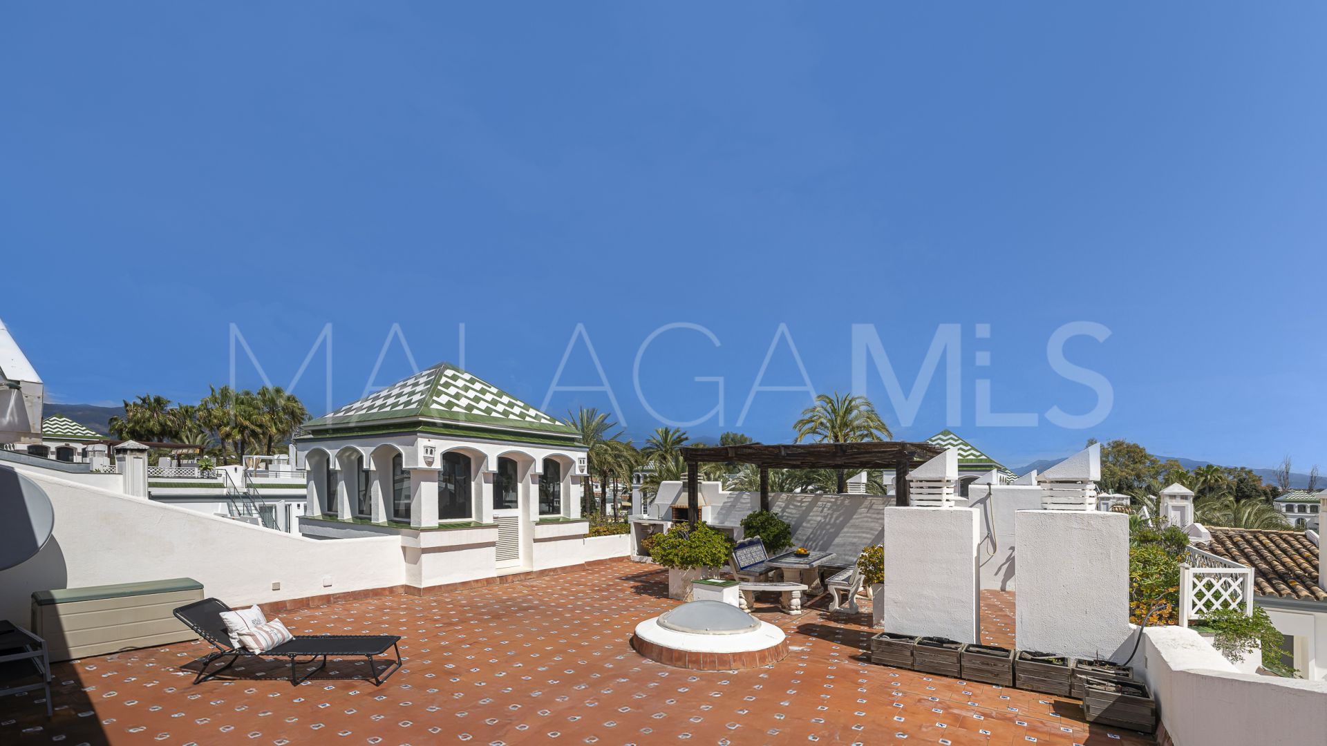 Buy duplex penthouse in Dominion Beach