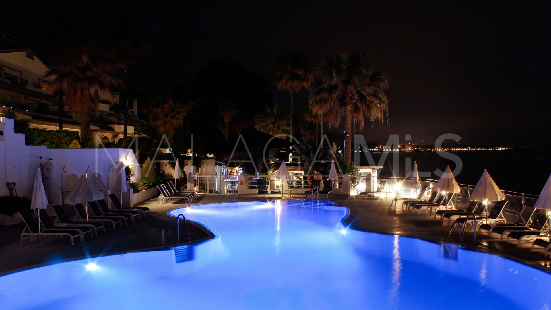 Buy duplex penthouse in Dominion Beach