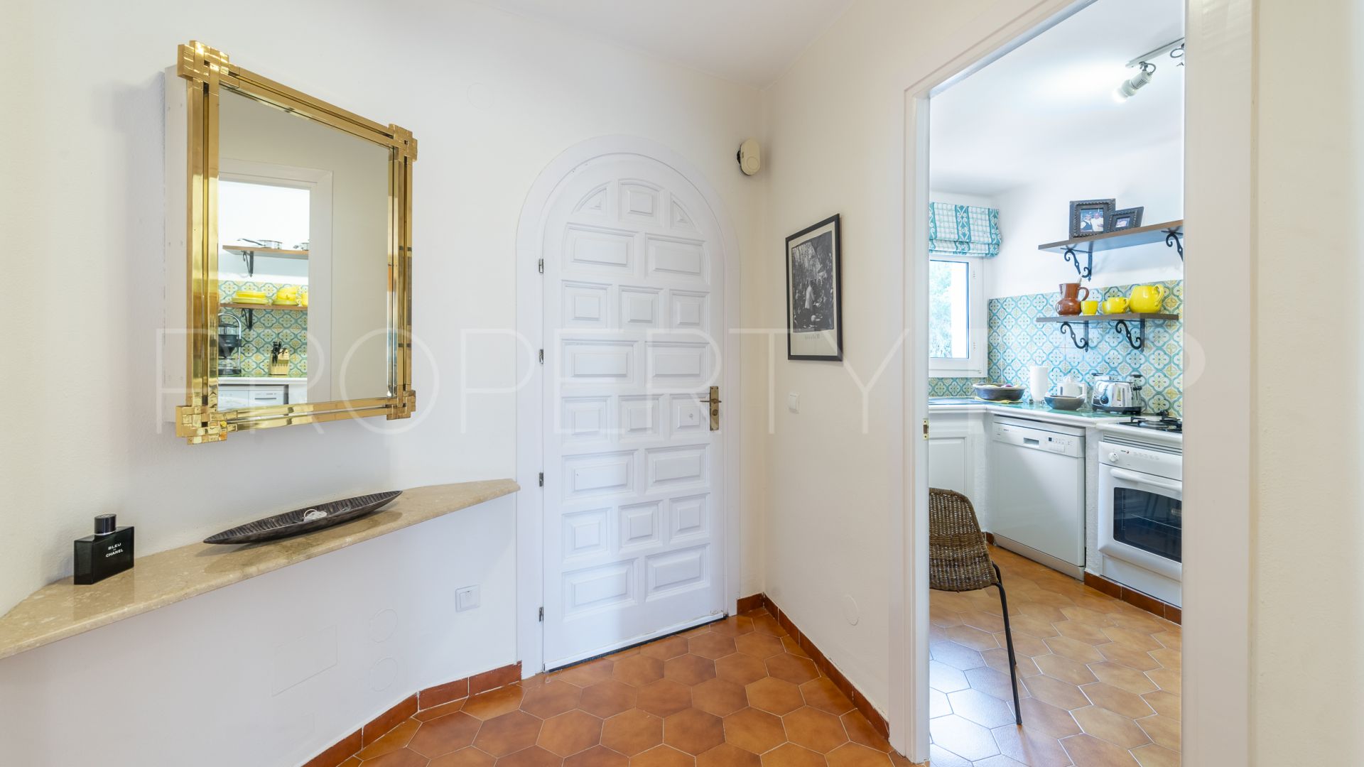 Apartment for sale in Los Altos de Marbella with 1 bedroom