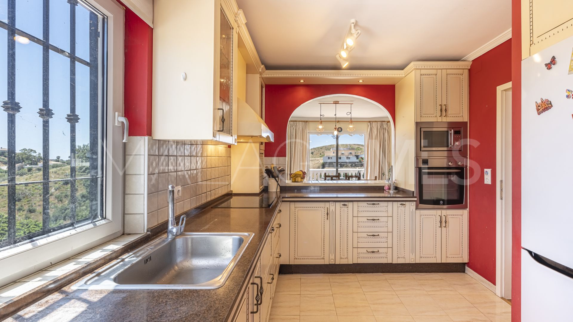 Villa for sale in Cala de Mijas