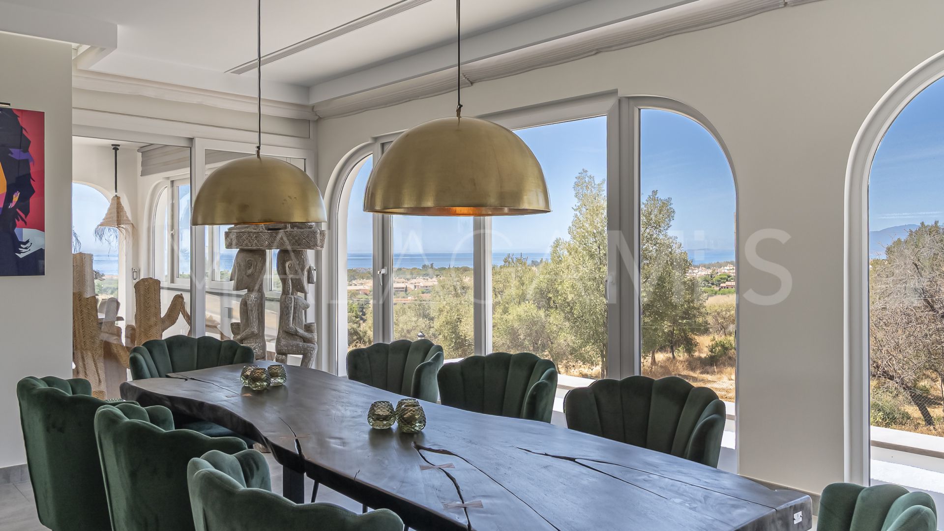 For sale Elviria villa with 7 bedrooms