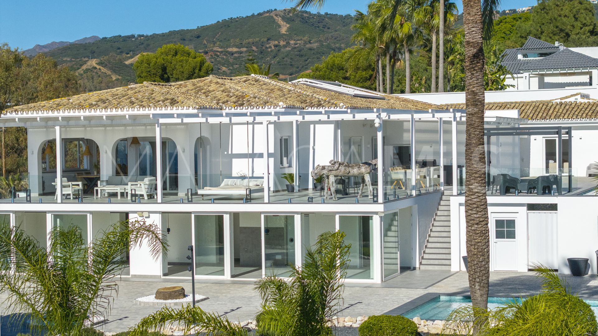 For sale Elviria villa with 7 bedrooms